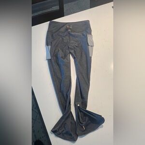Lucy Gray Leggings with Pocket Detail size M